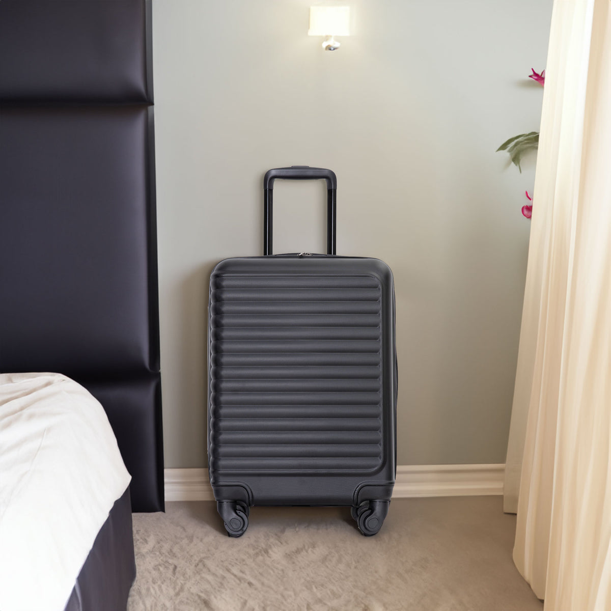 PAKLET Cabin – black suitcase 20″