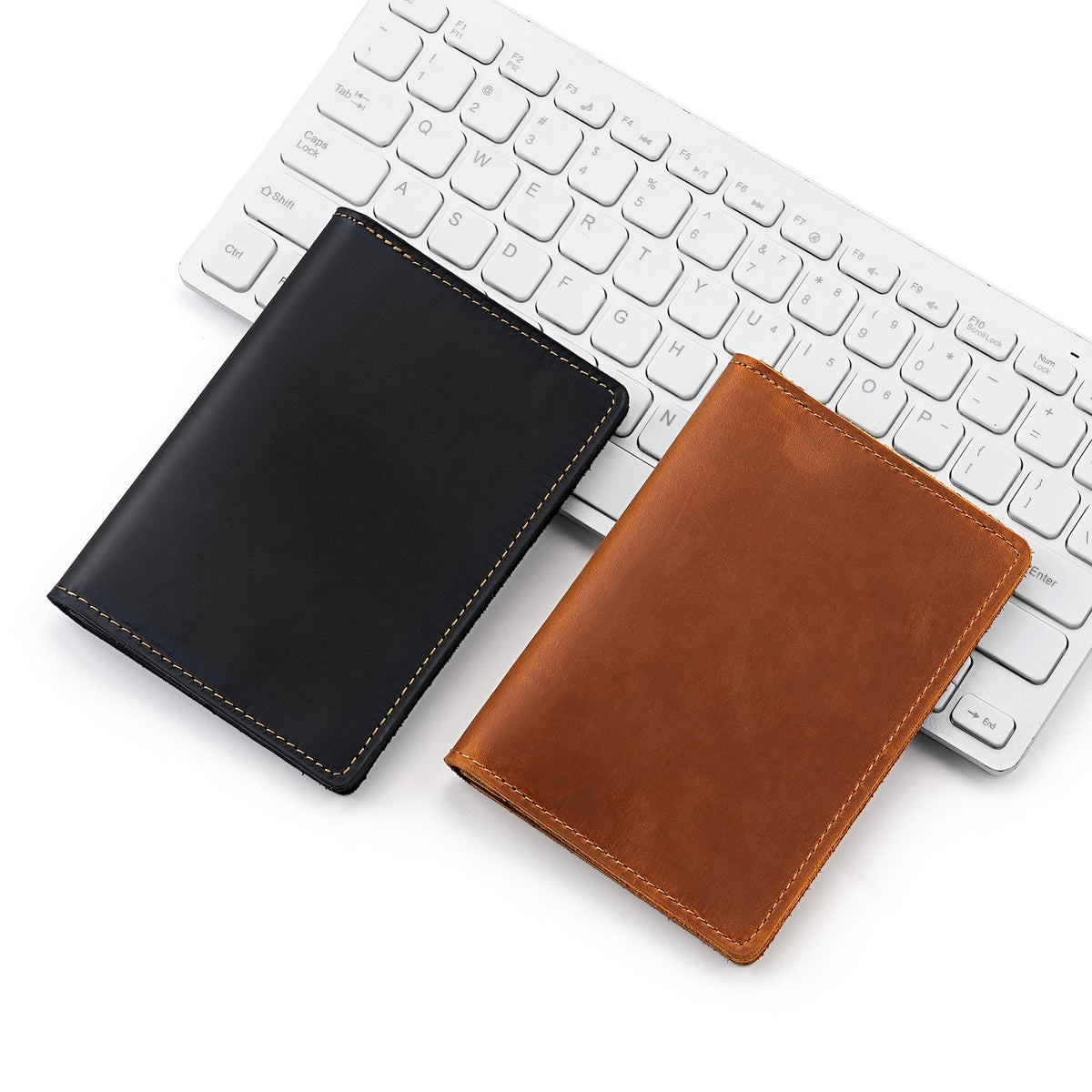 PAKLET Passport – leather passport cover